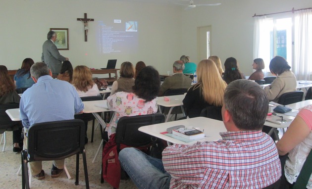 30 egresados del curso de Postgrado en Bioética Clínica Integral