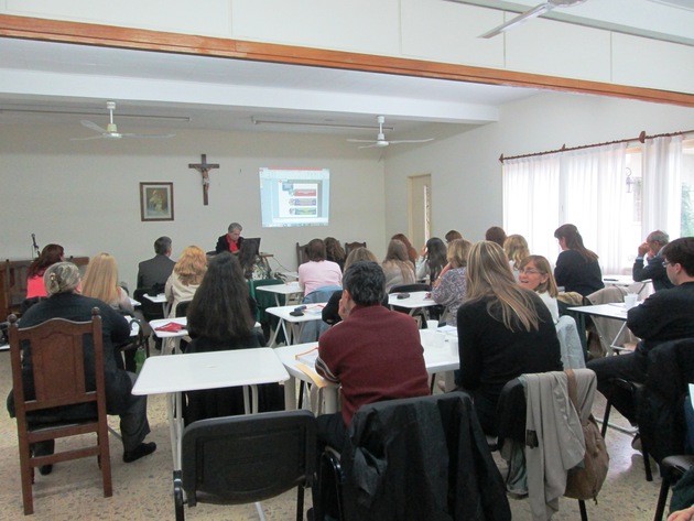 ¡Comenzó con éxito el curso de Postgrado en Bioética clínica Integral!!